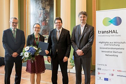 Transferpreis in der Kategorie Herausragende anwendungsorientierte Masterarbeit: Preistr�gerin Katrin Gla�. Foto: Matthias Ritzmann
